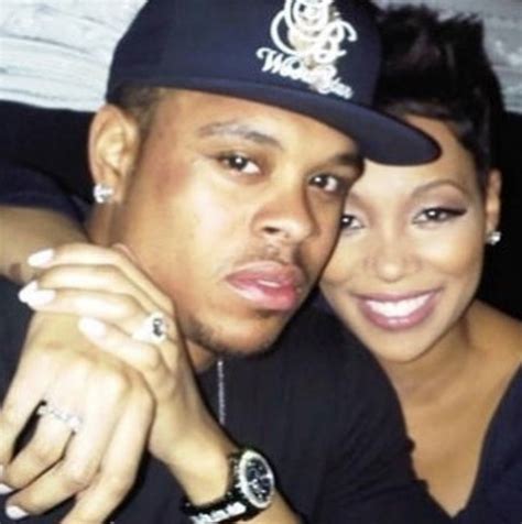 Rhymes With Snitch Celebrity And Entertainment News Monica Files For Divorce From Shannon