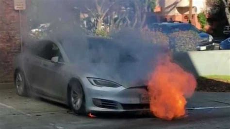 Video Captures Curious Tesla Model S Explosion