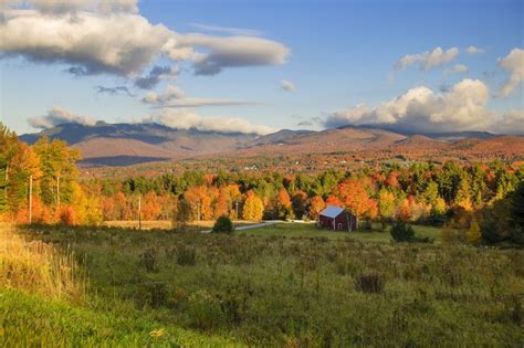 See Vermont Fall Foliage In These 12 Beautiful Places Fall Hiking