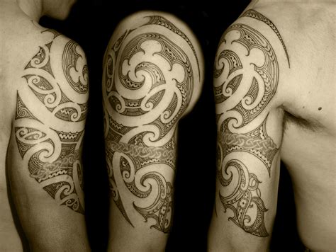 Maori art was loved and praised by many art scholars around the globe in the 19th and 20th 15. Interesting Maori Tattoo Designs For 2011 Maori Tattoo for Arm - YusraBlog.com