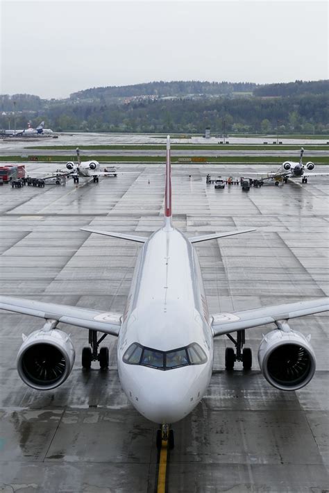 Airbus A320neo Swiss Hb Jdb Zrh Zurich Airport Switzerland Flickr