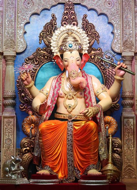 First Darshan Lalbaugcha Raja Returns To Mumbai News