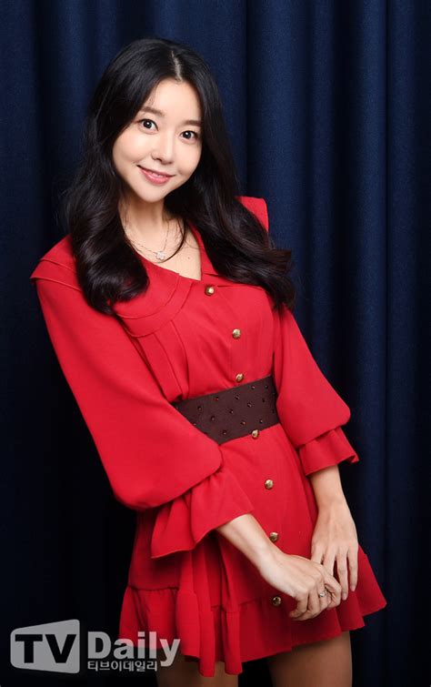 2012년 8월 19일 ~ 2012년 11월 25일: 배우 반세정, 연기부터 그림·피아노까지 열정이 빚은 아티스트 ...