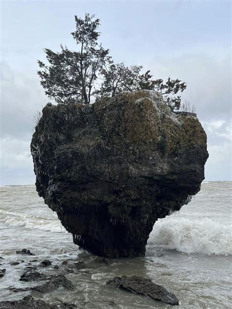 Photos show ‘rare’ phenomenon on Lake Erie | WesternSlopeNow.com