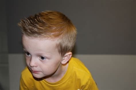 Maybe you would like to learn more about one of these? How to cut boys hair || Shwin&Shwin