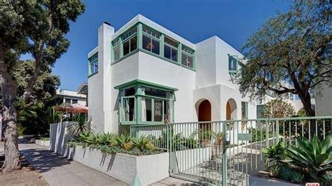 Stunning Irving Gill Townhouse In Santa Monica Asks 26m Curbed La