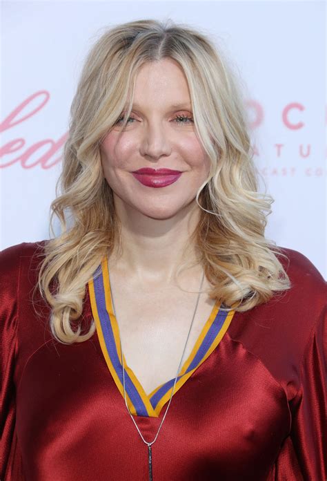 Courtney love wins icon award at nme awards 2020: Courtney Love - "The Beguiled" Movie Premiere in Los ...