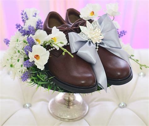 Gubahan hantaran simple kasut lelaki #gubahankasutlelaki #hantaransimple. 35 Hantaran Kahwin Yang Best Untuk Majlis Nikah Luarbiasa ...