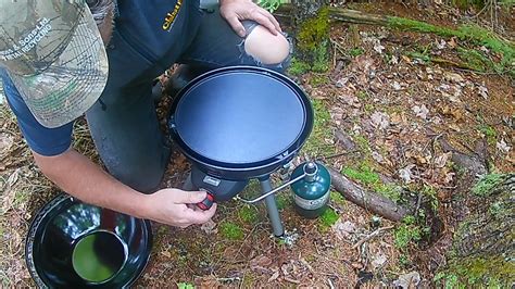 The unleaded stove coleman sportster ® ii is effective and robust, uses coleman fuel or unleaded gasoline. coleman 4 in 1 camping stove - YouTube