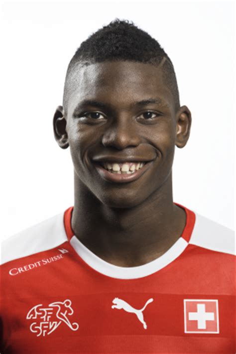 Regarding his physical measurements, breel has a tall height of 6 feet. Breel Embolo - abseits.ch