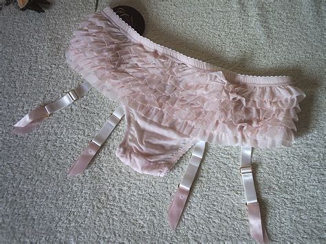 Sissy Pink Stripe Frilly Burlesque Ruffle Garter Panties Suspender Knicker M Ebay