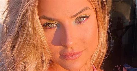 Apr 21, 2011 · flagra em provador de praia do melhor nos videos d'abruxa. Com Covid-19, ex-BBB Gabi Martins aparece poderosa de biquíni e arrasa: "Tão linda"