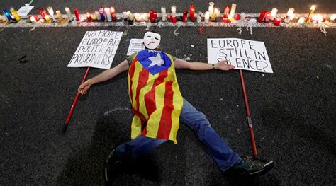 catalans protest sedition case court declares vote illegal world news the indian express
