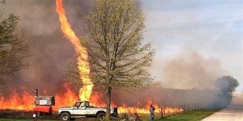 Fire Whirl Photographed In Missouri Looks Like A Tornado Of Nightmares ...