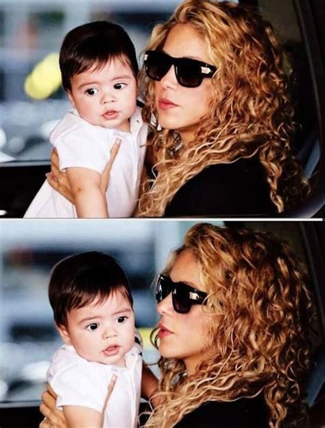 Shakira And Her Cute Little Baby Shakira Baby Shakira Music