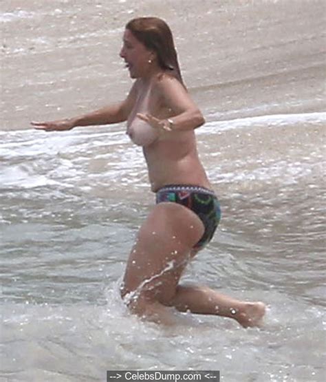 Marilyn Milain Topless Beach Hot Sex Picture