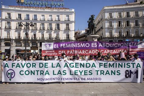 Feministas De Toda España Toman Las Calles Para Mostrar Su Rechazo A La Ley Trans