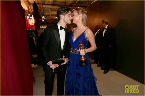 Brie Larson Kisses Boyfriend Alex Greenwald Backstage At Oscars 2016