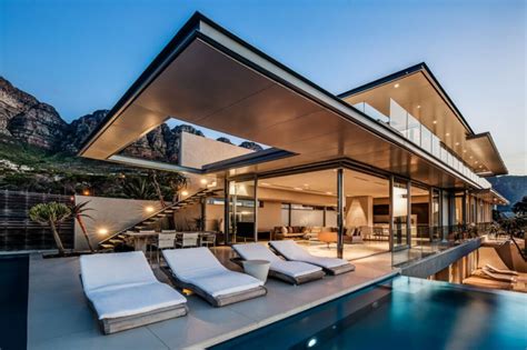 The Crescent A Modern Luxury Villa In South Africa By Saota