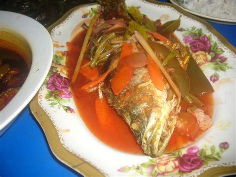 Hang li poh's well melaka. Makan di Melaka : Asam Pedas Power Puteri Hang Li Po - My ...