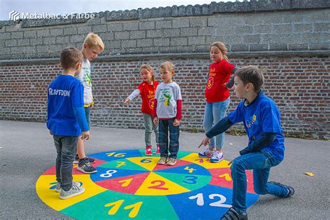 Completa linea de juegos de patio para colegios, casas y zonas con niños y exterior. Juegos patio colegio (36) - Imagenes Educativas