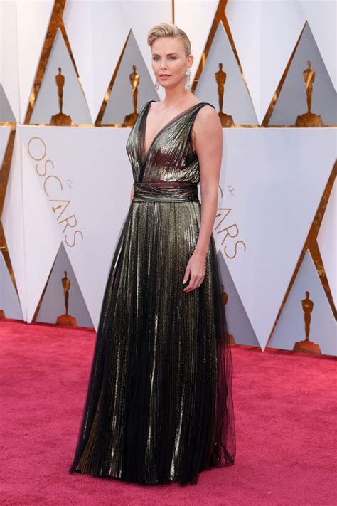 89th Annual Academy Awards Red Carpet Mirror Online
