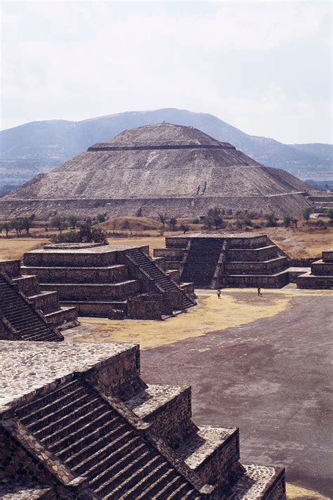Pre Hispanic City Of Teotihuacan Teotihuacan Mayan Cities Places To