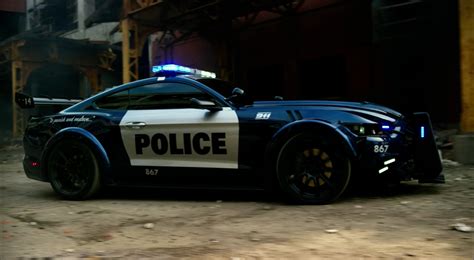 Ford mustang police interceptor car. Ford Mustang Police Car/Autobot in Transformers 5: The ...