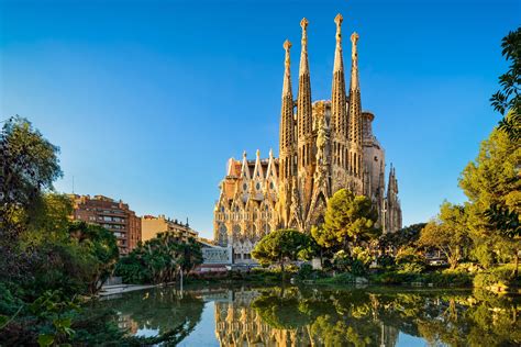 Two Centuries Of Work The Impressive Masterpiece Of Antoni Gaudí