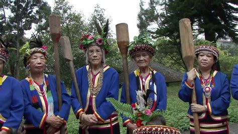 Taiwanese indigenous peoples or formerly taiwanese aborigines, formosan people, austronesian taiwanese or gāoshān people, are the indigenous peoples of taiwan, who number almost 569. THAO PEOPLE OF TAIWAN 臺灣邵族原住民 (2010) - YouTube