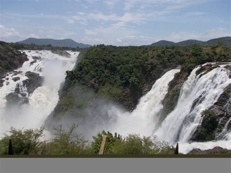 Shivanasamudra Falls Reviews Information Tourist Destinations
