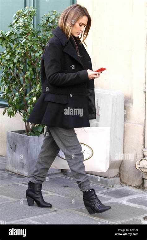Jessica Alba Shops In Paris After Taking Her Daughter Honor Marie