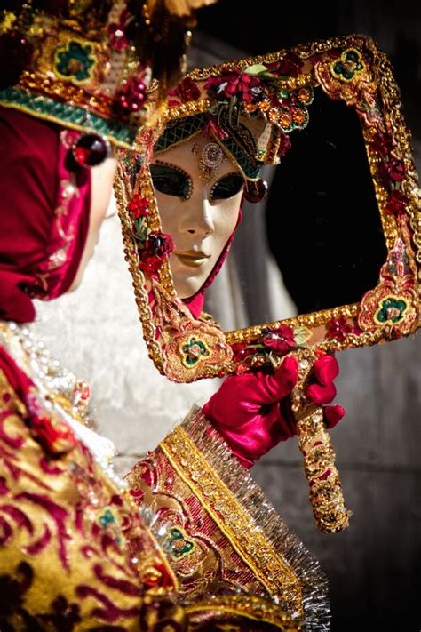 Carnaval Vieren In Venetië Maskers Verplicht