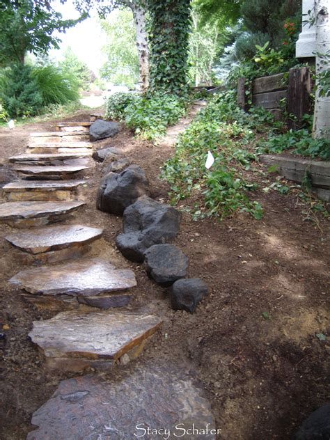 Flagstone Stairway Sure Would Like To Do This Down To The Lower Area