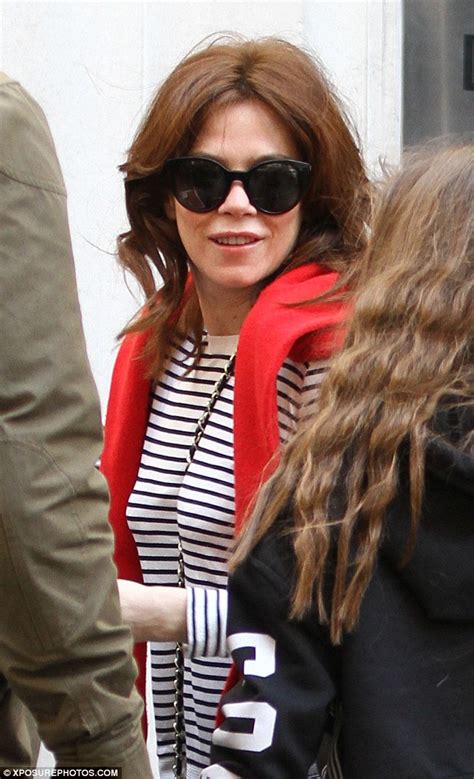 Anna Friel Looks Chic In Breton Jumper In London With Daughter Gracie Daily Mail Online