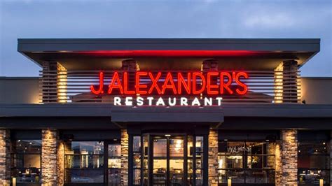 Black Couple Says J Alexanders Restaurant Manager Did Not Help During