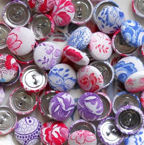 6 Fabric Buttons Antique Fabric Blue Roses French Fabric