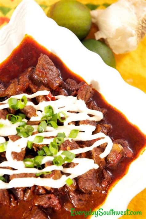 Add the garlic, and cook for 1 minute stirring well. Authentic Chili Recipe a.k.a. Bowl of Red - Everyday Southwest