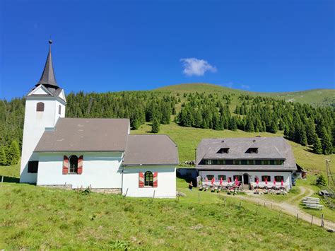 Der schloßberg in graz vereint besondere ausblicke auf, besondere eindrücke von und besondere einblicke in ein genussvolles leben. Auf den höchsten Berg in Graz-Umgebung - Gleinalm Speik ...