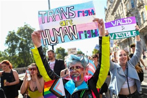 Londons First Trans Pride March Gets Overwhelming Support Metro News