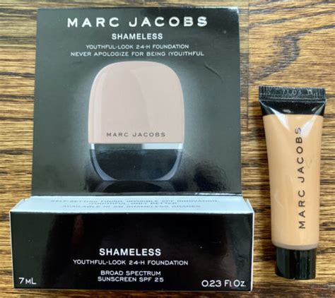 Marc Jacobs Shameless Youthful Look 24 Hr Foundation Tan Y420 23oz