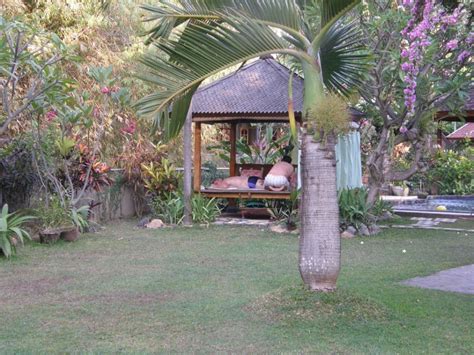 massage von wayan saraswati holiday house lovina holidaycheck bali indonesien