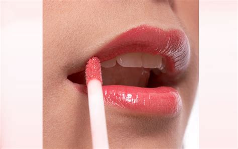 Tips Merawat Bibir Satu Trik