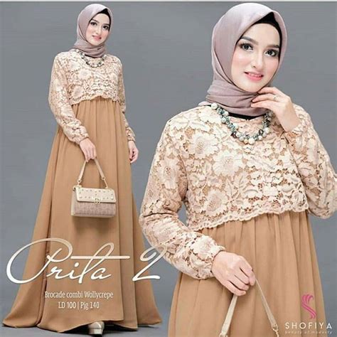 Model baju kebaya kutu baru saat ini telah menjadi. Gamis Brokat Muslimah Terbaru 2019 | Model pakaian muslim ...