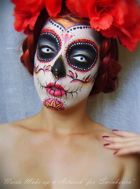 41 Beautiful And Colorful Sugar Skull Halloween Makeup Ideas