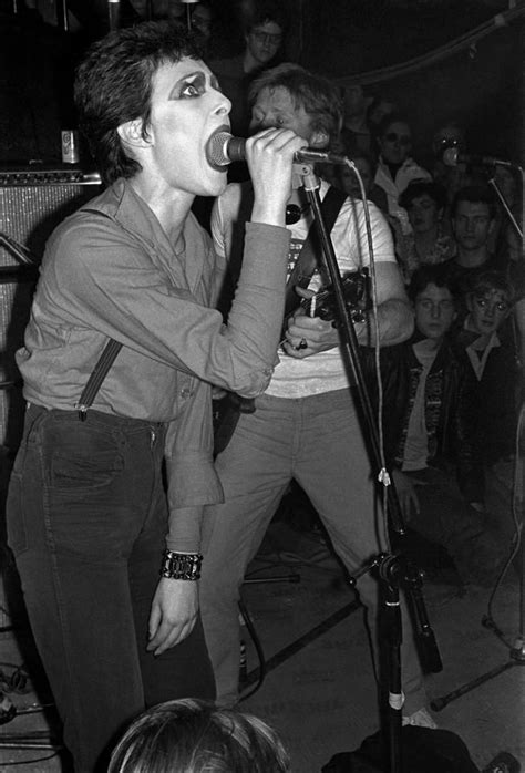 Incredible 1970s Photos Reveal Birth Of Punk Scene In London With