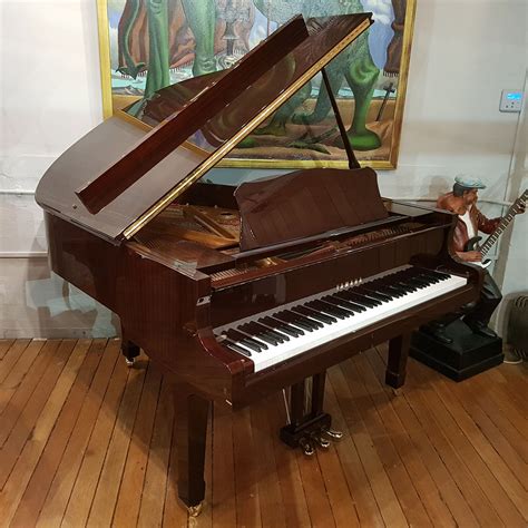 Yamaha Baby Grand Piano