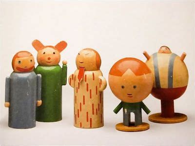 Června 2021 je výstava panenek. toys of the avant-garde | Vintage toys, Art toy, Kokeshi dolls