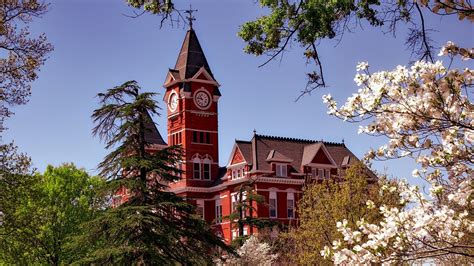 Affordable & Convenient: Manufactured Mobile Homes for Students