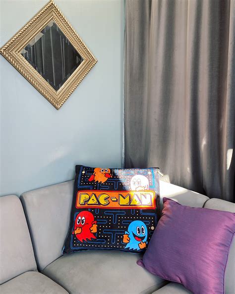 Bandai Namco Amusement America On Twitter Get Cozy With Our New Pac Man Throw Pillow Perfect